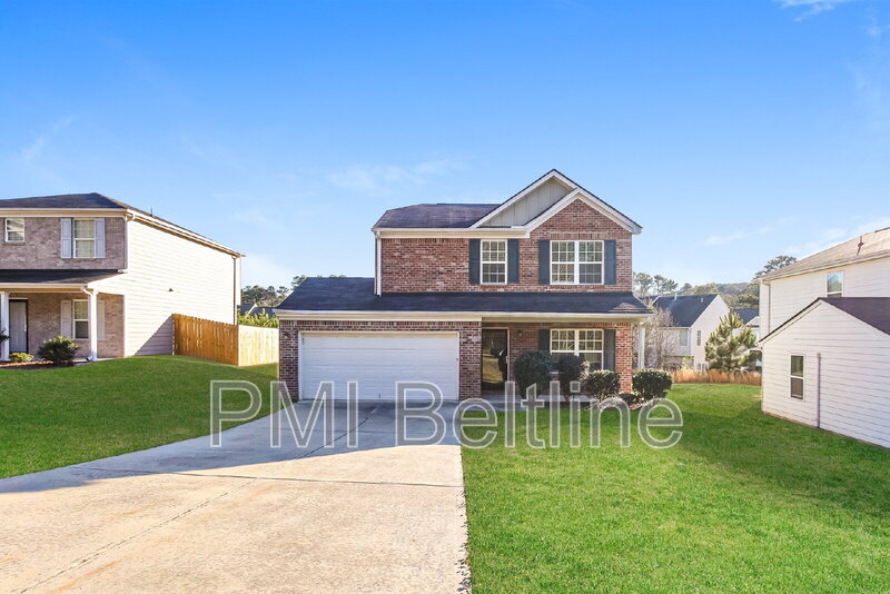 Atlanta House: 5675 Laurel Ridge Circle