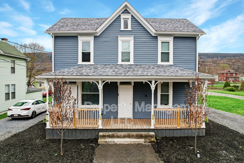 Ellerslie Condo: 14208 Temple St