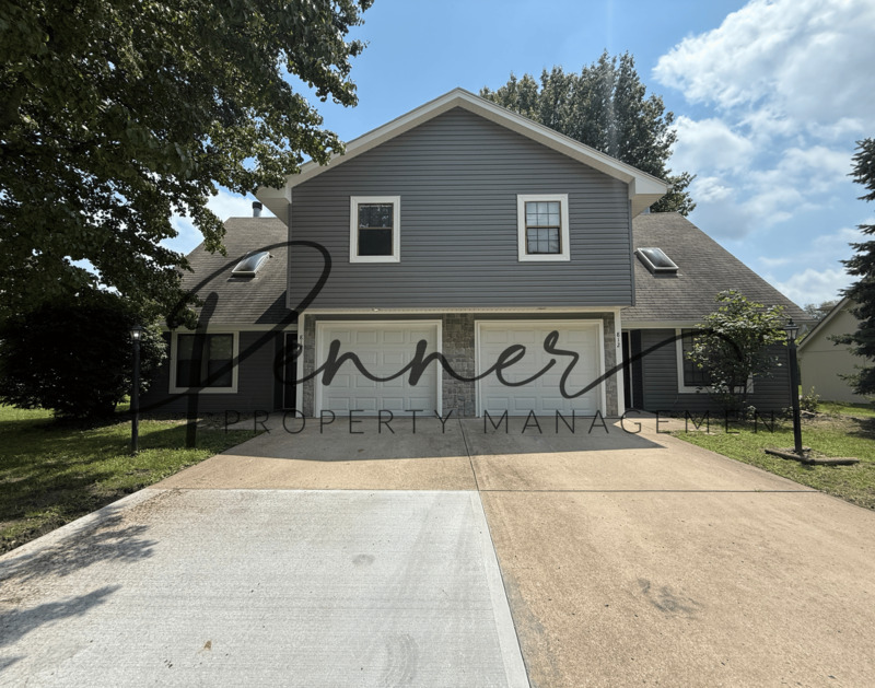 BLUE SPRINGS House: 814 NW 36TH ST TERR