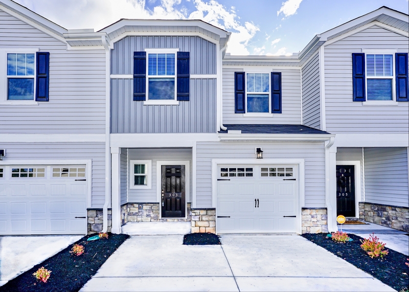 Greer Condo: 303 Windsinger Lane