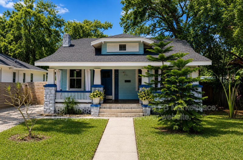 Tampa House: 1212 E Mohawk Ave