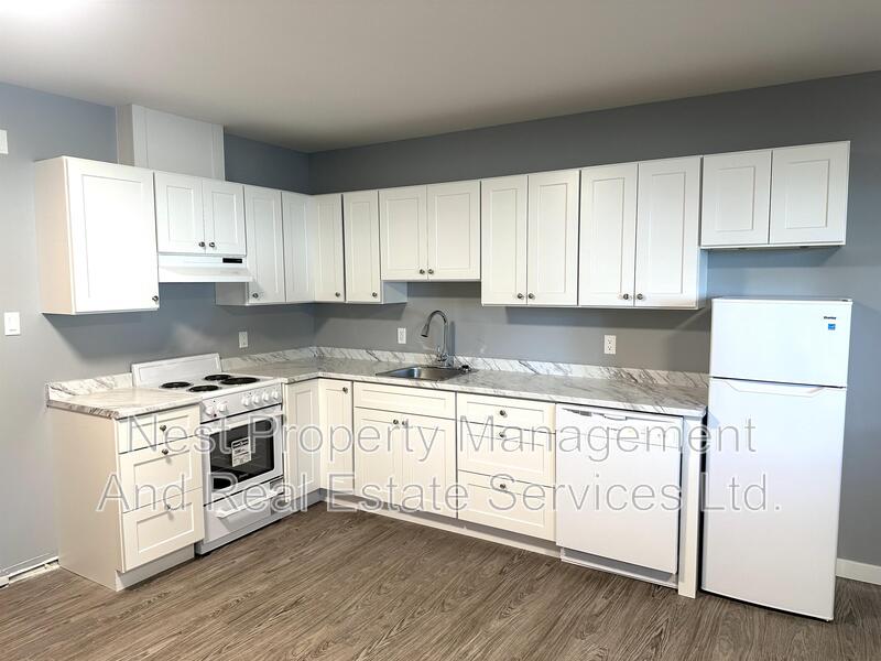 Quesnel House: 626 Kinchant Street