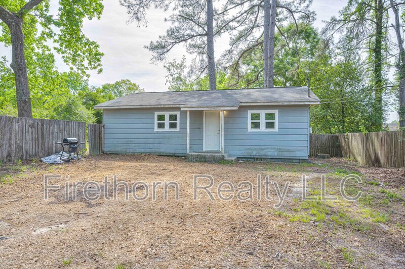 Augusta House: 2719A Meadowbrook Drive