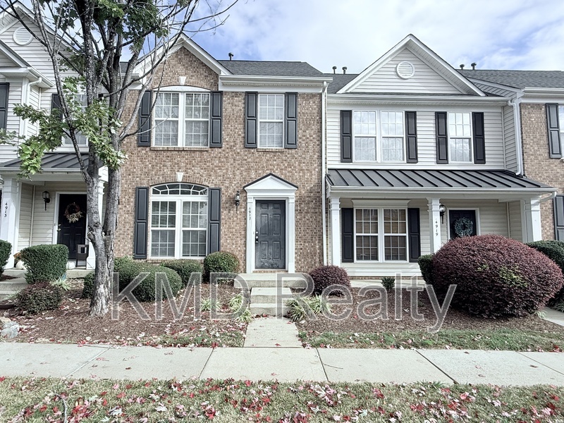 Charlotte Townhome: 4917 Sunburst Lane