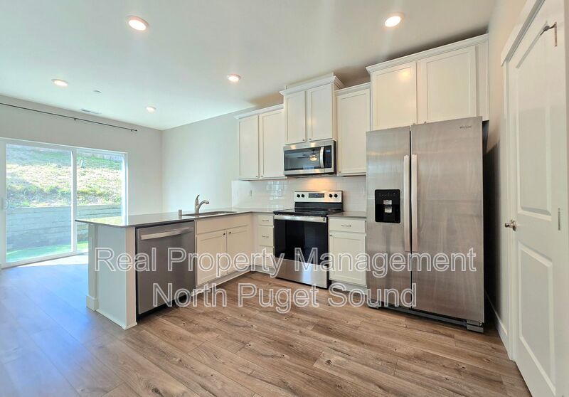 Arlington House: 8303 Gilman Way