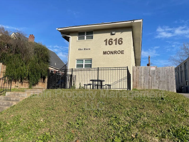 Memphis Condo: 1616 Monroe Ave