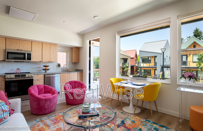 Ashland House: 168 Garfield St