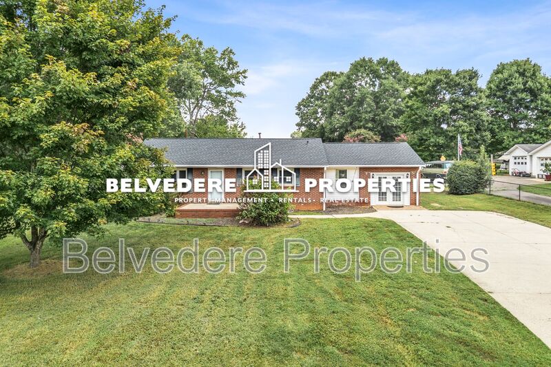 Winston-Salem House: 4137 High Point Rd