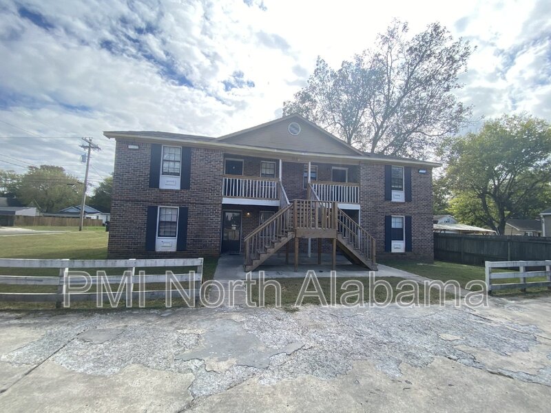 Decatur Condo: 1221 Grant St SE
