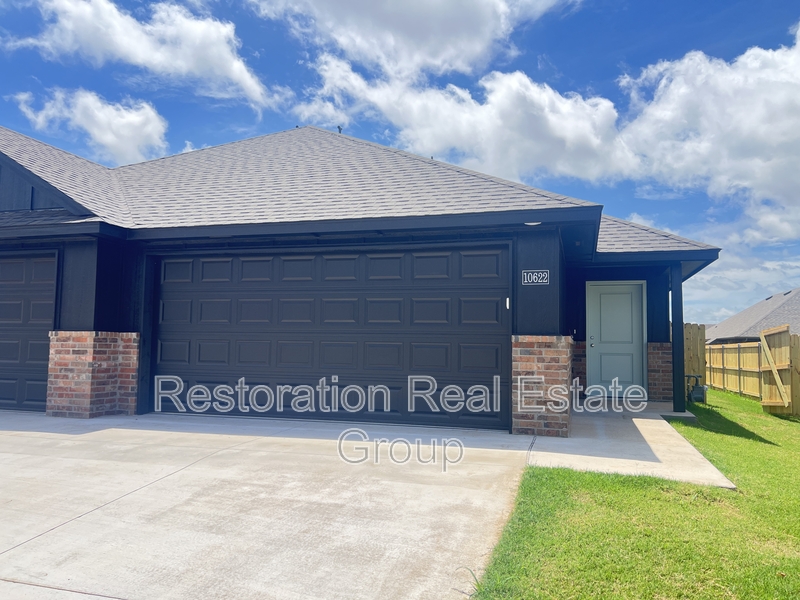 Yukon House: 10622 SW 17th Ter