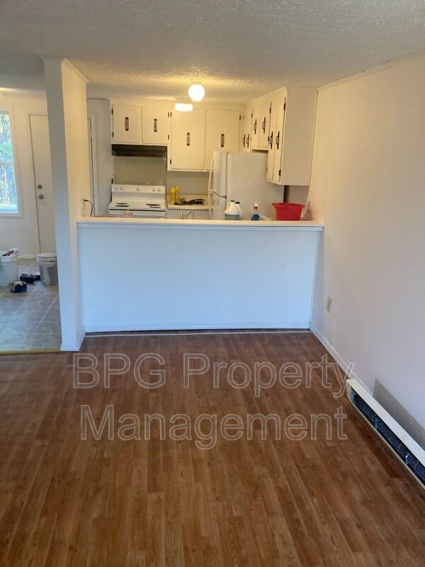 White Sulphur Springs Condo: 123 Circle Drive