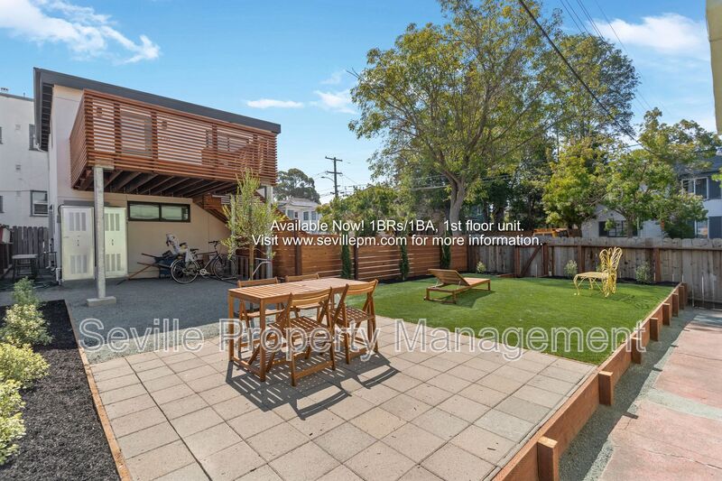 Oakland Condo: 784 61st Street