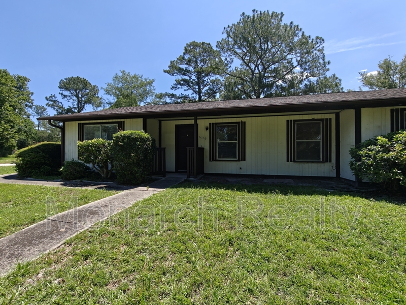 Gainesville House: 6133 Northwest 33 Street
