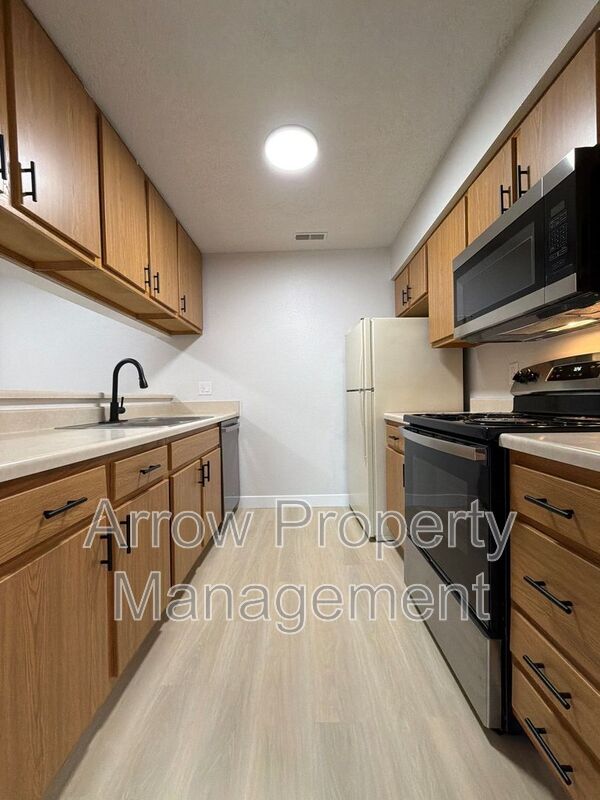 Lincoln Condo: 2350 North 44th Street