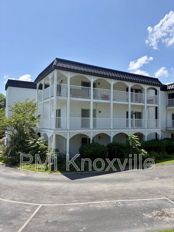 Knoxville Condo: 5709 Lyons View Pike