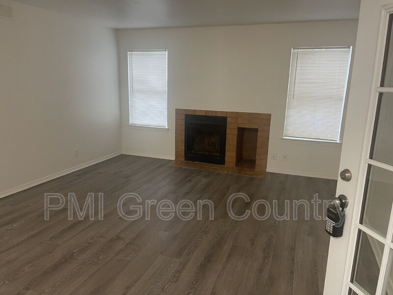 Tulsa Condo: 6657 S Victor Ave