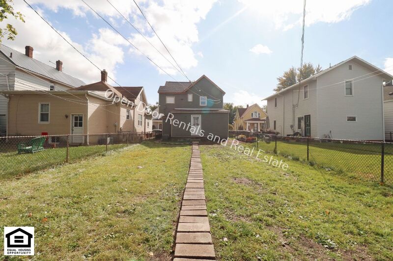 Fort Wayne House: 506 5th st