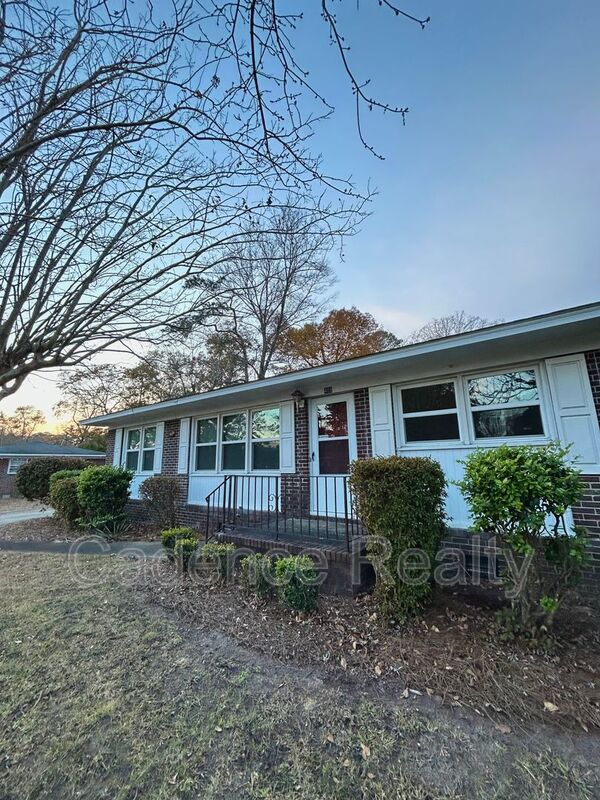 Wilmington House: 408 Lynette Drive