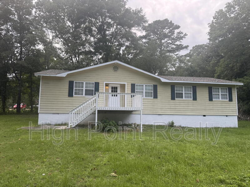 Sylacauga House: 311 Coleman Lane
