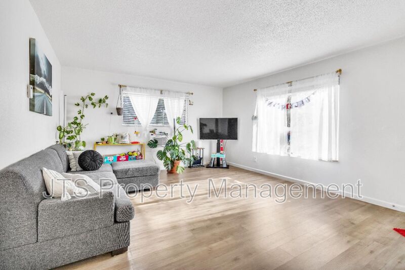 Citrus Heights Condo: 7877 Sayonara Dr