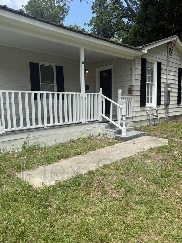 Columbus House: 6 Linwood Court