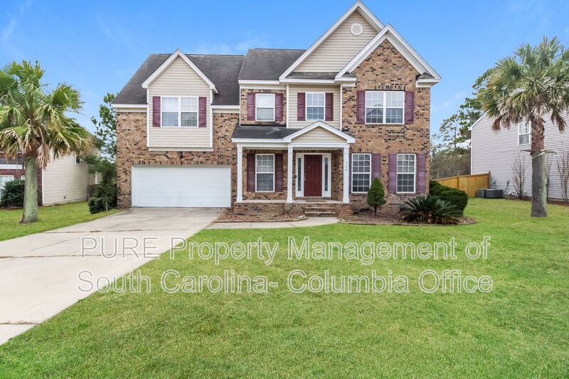 Columbia House: 320 Blackloon Drive