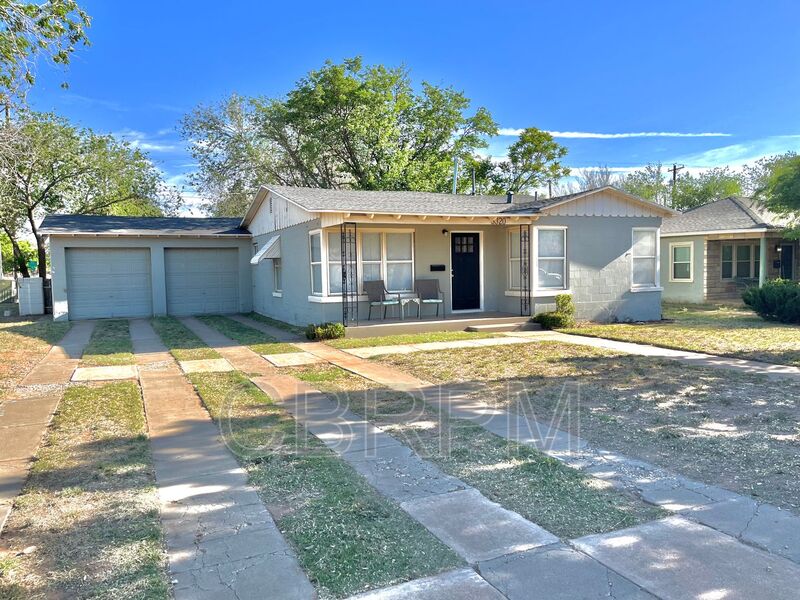 Lubbock House: 3320 27th Street
