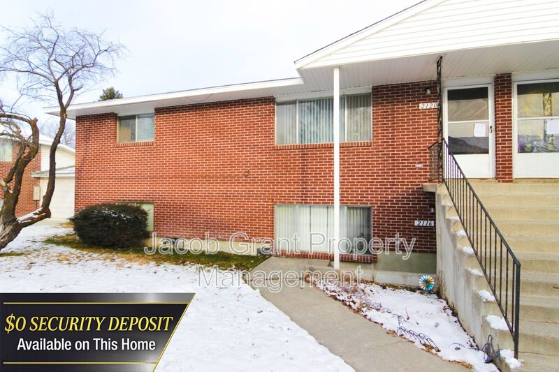 Idaho Falls House: 2134 St. Clair Rd