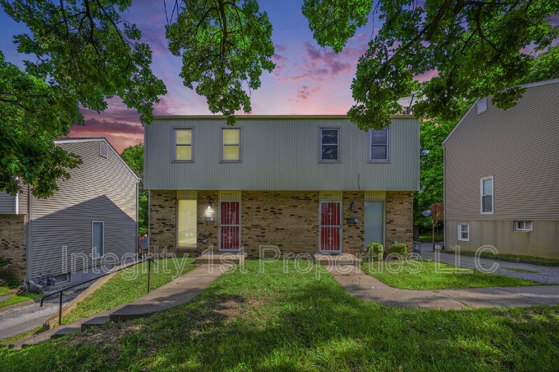 Kansas City Townhome: 1928 West 36 Avenue