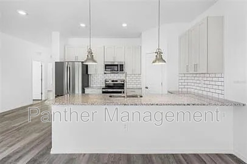 Lehigh Acres Condo: 5207 30th St SW
