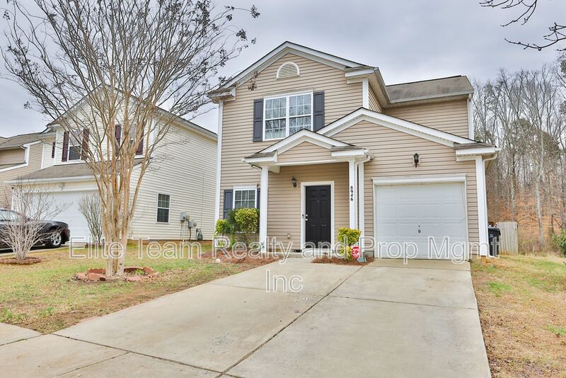 Charlotte House: 8946 Chalkstone Rd