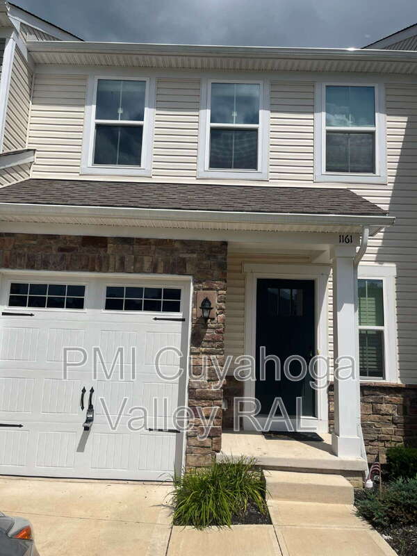 Copley House: 1161 Meadow Run
