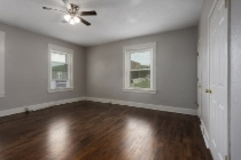 LIberty Condo: 204 E Franklin St - 14