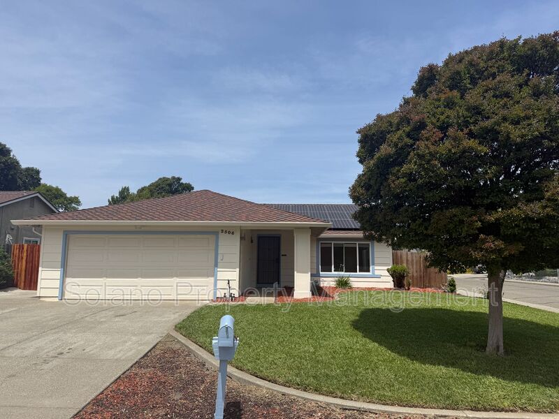 Fairfield House: 2506 Marquette Ct.