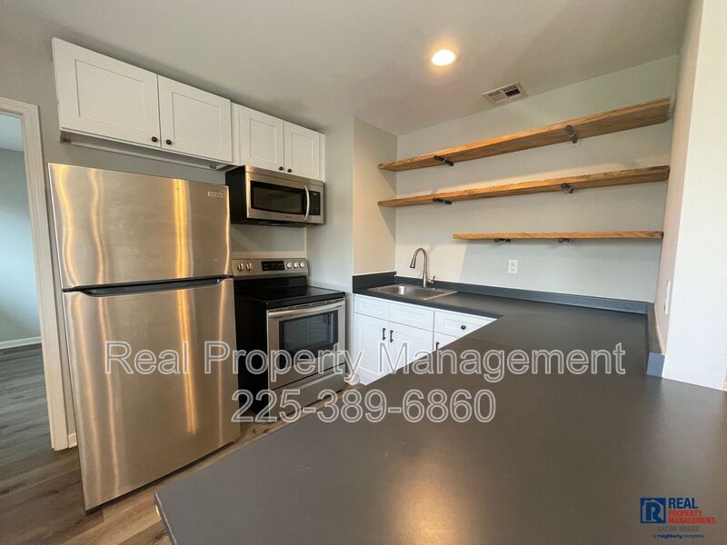 Baton Rouge Condo: 1137 W. Chimes St.