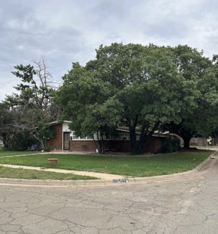 Lubbock House: 3417 47th Street