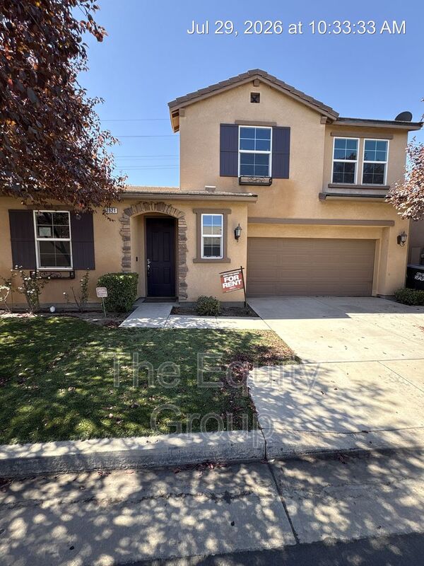 Visalia House: 3921 W Payson Ave