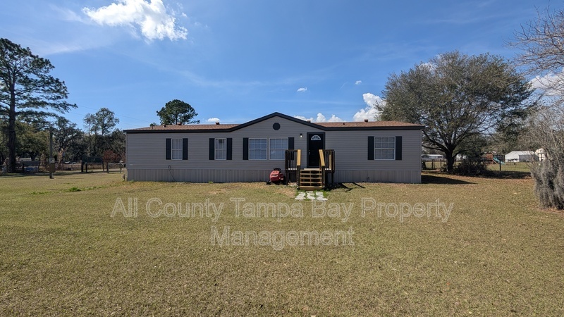 Wesley Chapel House: 3753 Oakwood Dr