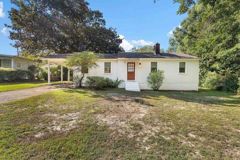 Mobile House: 5259 Border Drive South