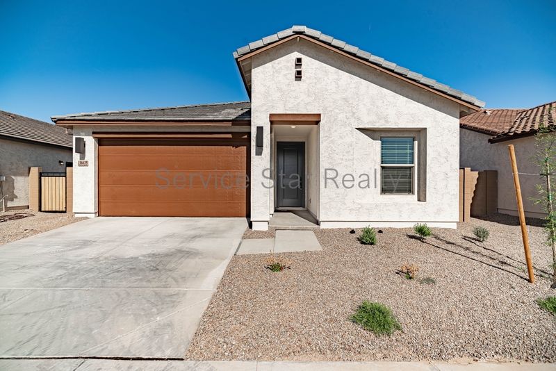 Maricopa House: 16635 N Lunar St