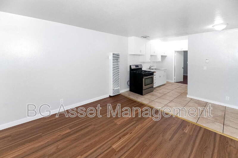 Richmond Condo: 945 S 45th Street