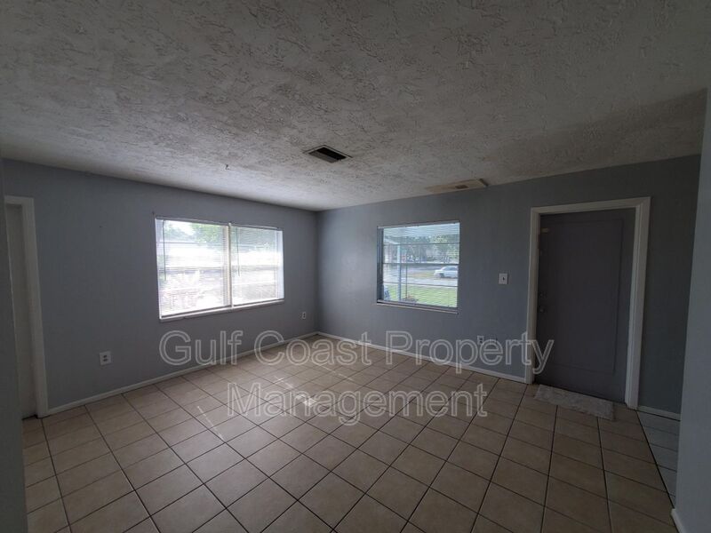2409 49th Ave W Unit A Bradenton FL 34203 - Photo 5