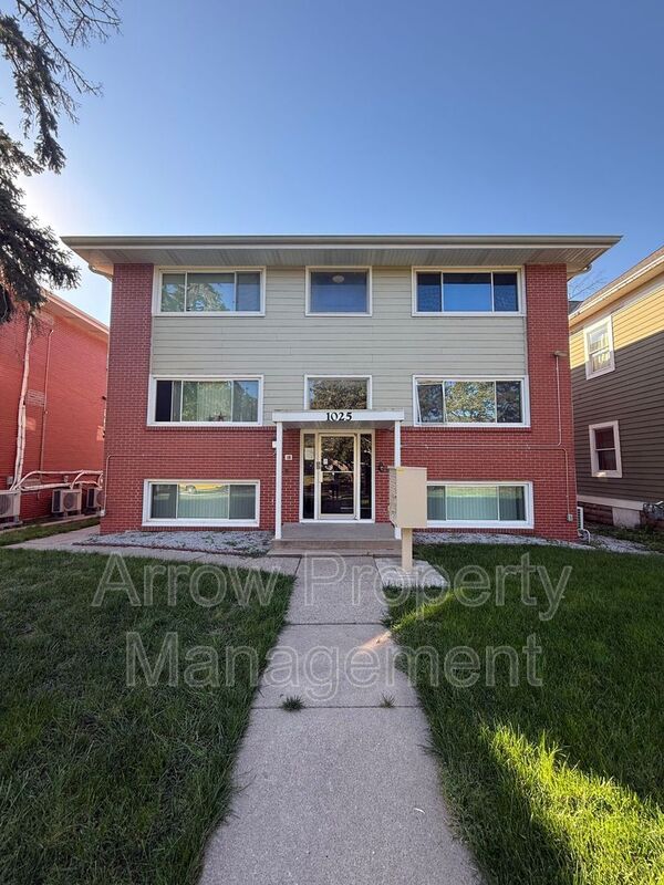 Lincoln Condo: 1025 C Street-4