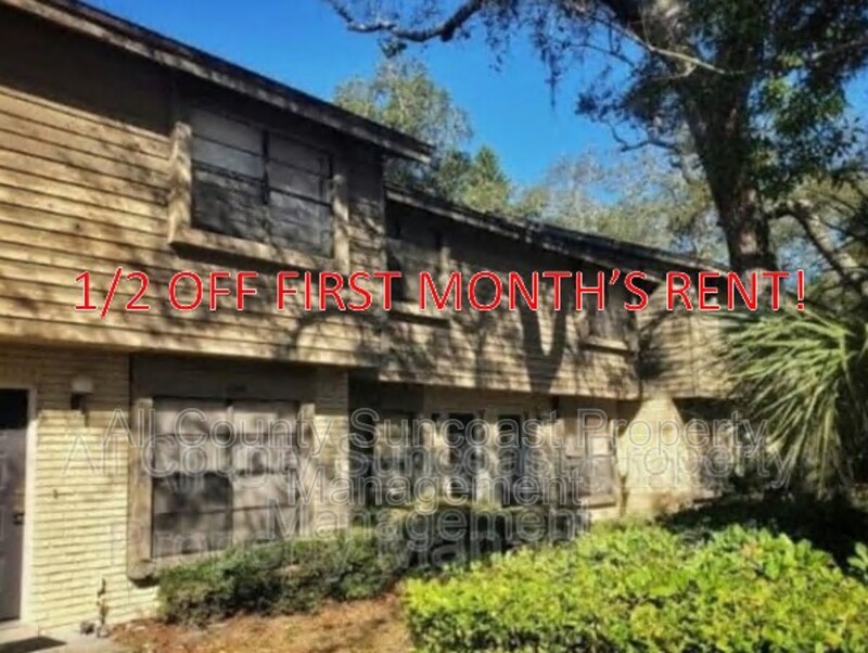 Largo Townhome: 12125 117th St N