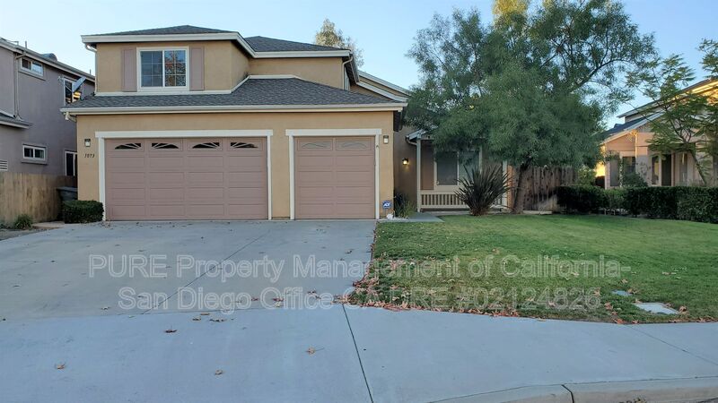 Escondido House: 1073 Princess Kyra Pl