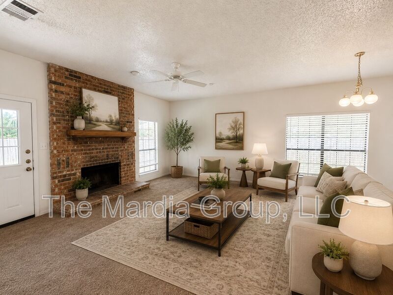Plano House: 7904 Steppington Dr