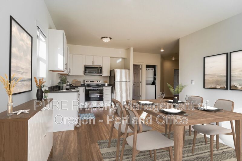 Fairview House: 22025 NE Halsey St