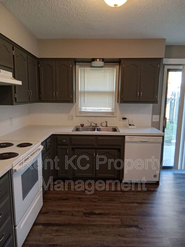 Pleasant Valley House: 7013 Orchard