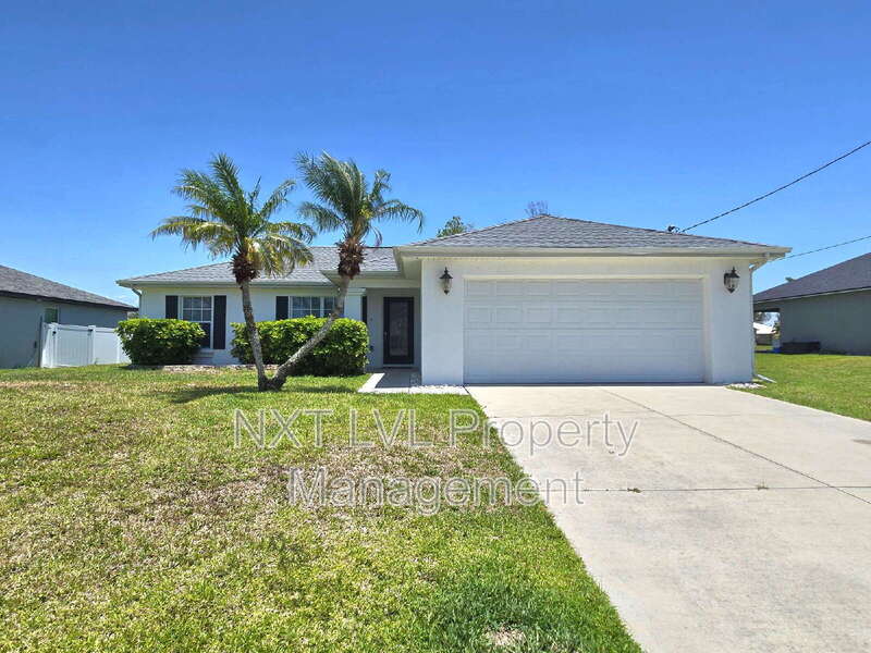 Cape Coral House: 1243 NW 22nd Avenue