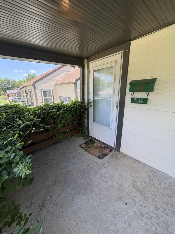 Tulsa House: 2614 East Archer Street